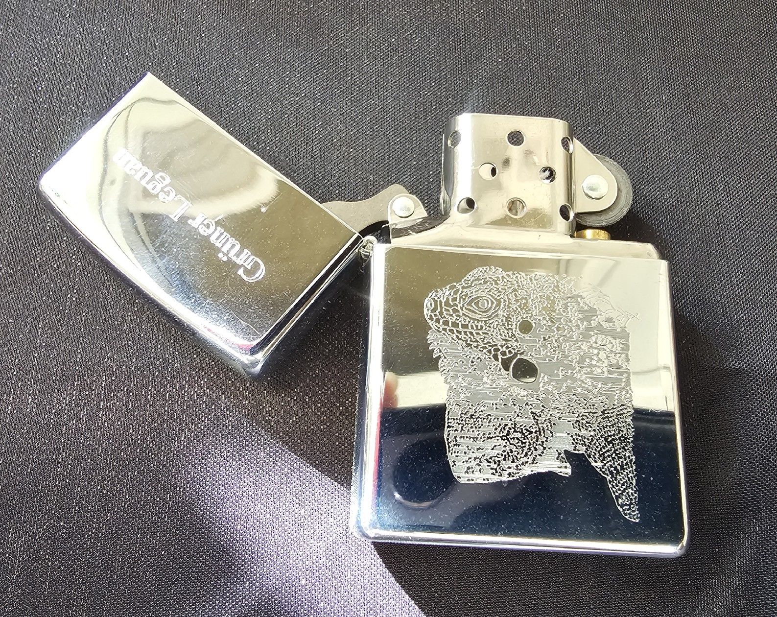 Zippo Feuerzeuge: Original Zippofeuerzeug, Leguan , Neuwertig, – Neu (gemäss Beschreibung) aus Wangen b. Olten von ErikaK06 4