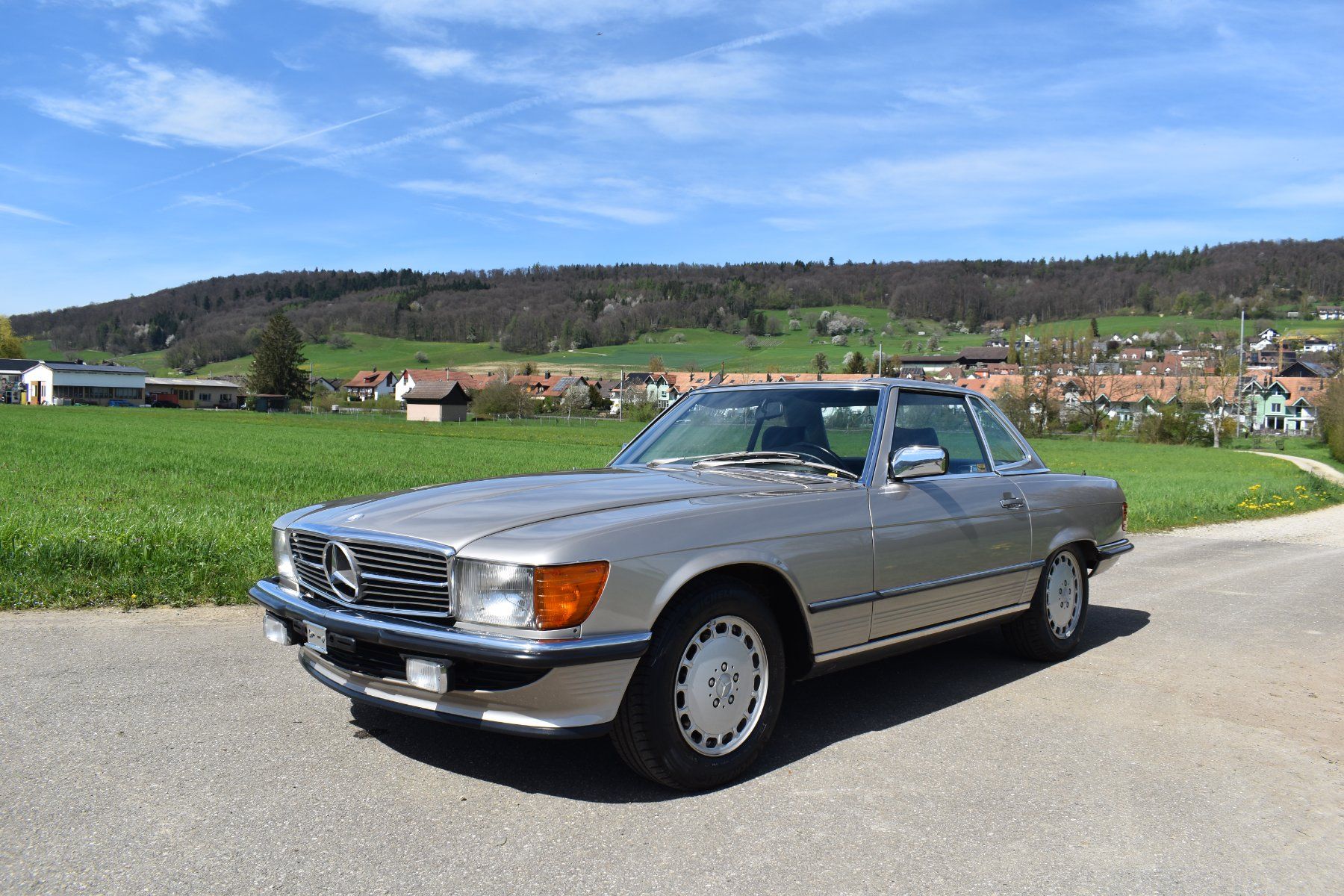 Mercedes-Benz Automobili: Mercedes 300 SL W 107 – Usato da Schleinikon venduto da Laegern99 1