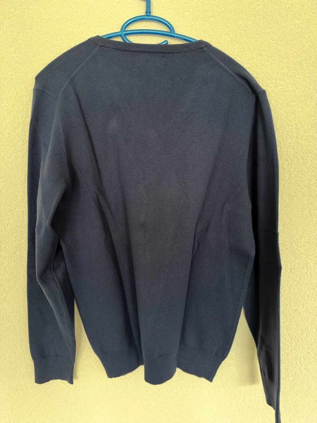 Pullover & Sweatshirts: Pull GANT col V bleu marine - Taille S – Gebraucht aus Fully von Avranville 3