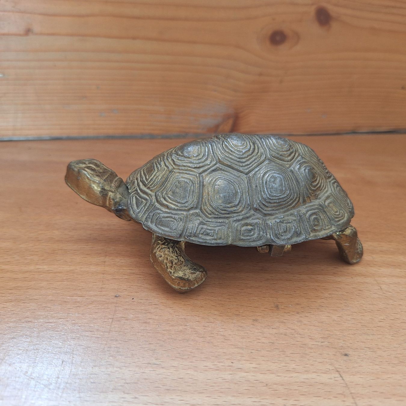 Tutte le decorazioni: Schmuckschatulle, Vintage Schildkröte, Messing oder Bronze – Usato da Winterthur venduto da ric_rl7n 5