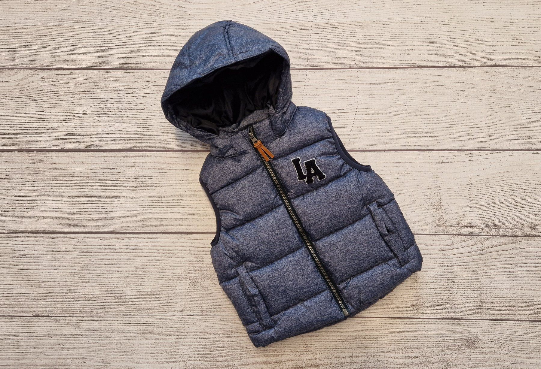 H&M Lotti & Set di vestiti: Set Weste & Hemd von H&M Gr. 110 – Usato da Baar venduto da rebeli6340 3