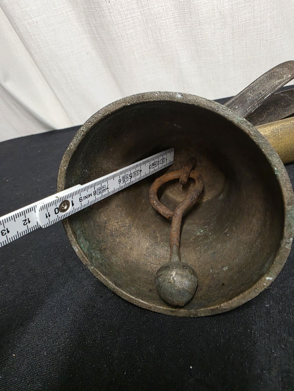 Glocken & Treicheln: Glocke antik Messing Lederband  – Gebraucht aus Degersheim von Antiko 6