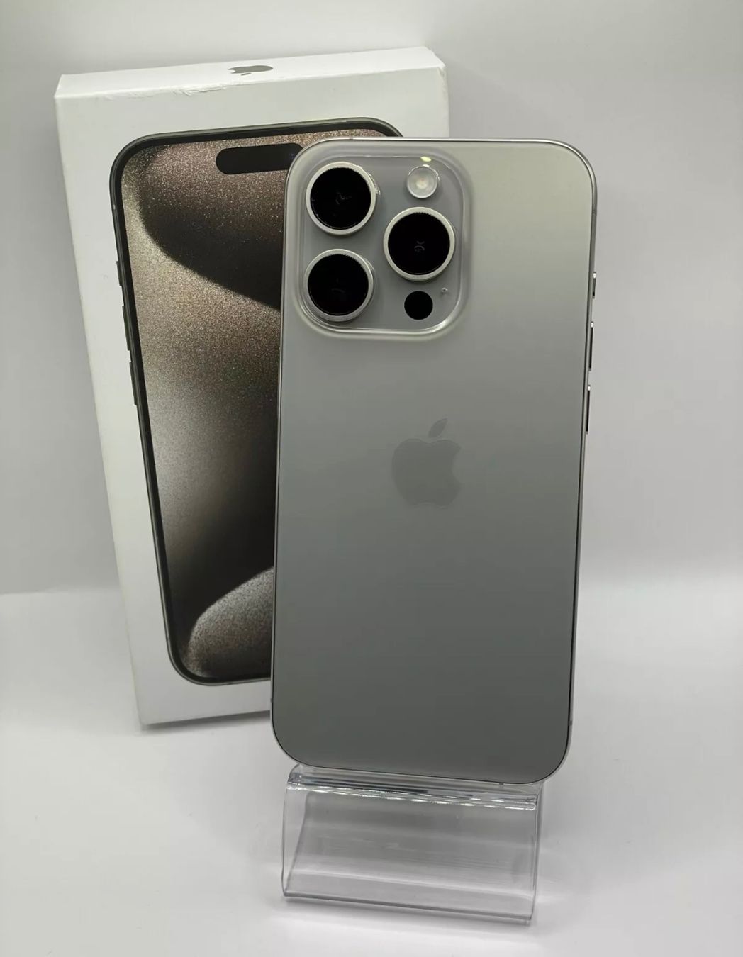 Apple Handys / Smartphones: iphone 15 pro  (256gb) Akku 100% – Gebraucht aus Luzern von Waince786