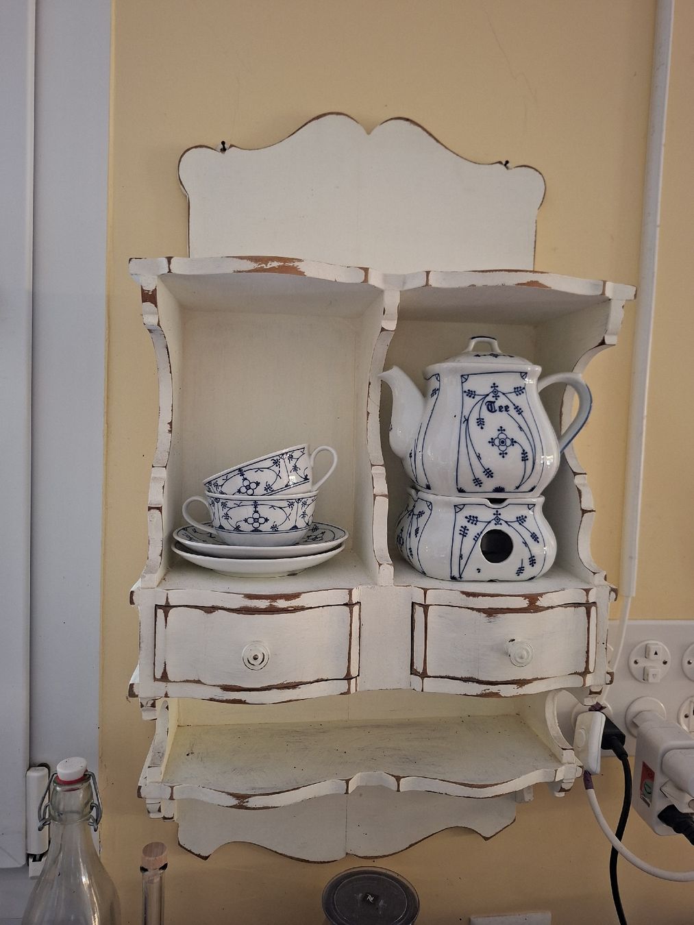 Regale: Shabby Landhaus Regal – Gebraucht aus Meinisberg von MartinaM1972