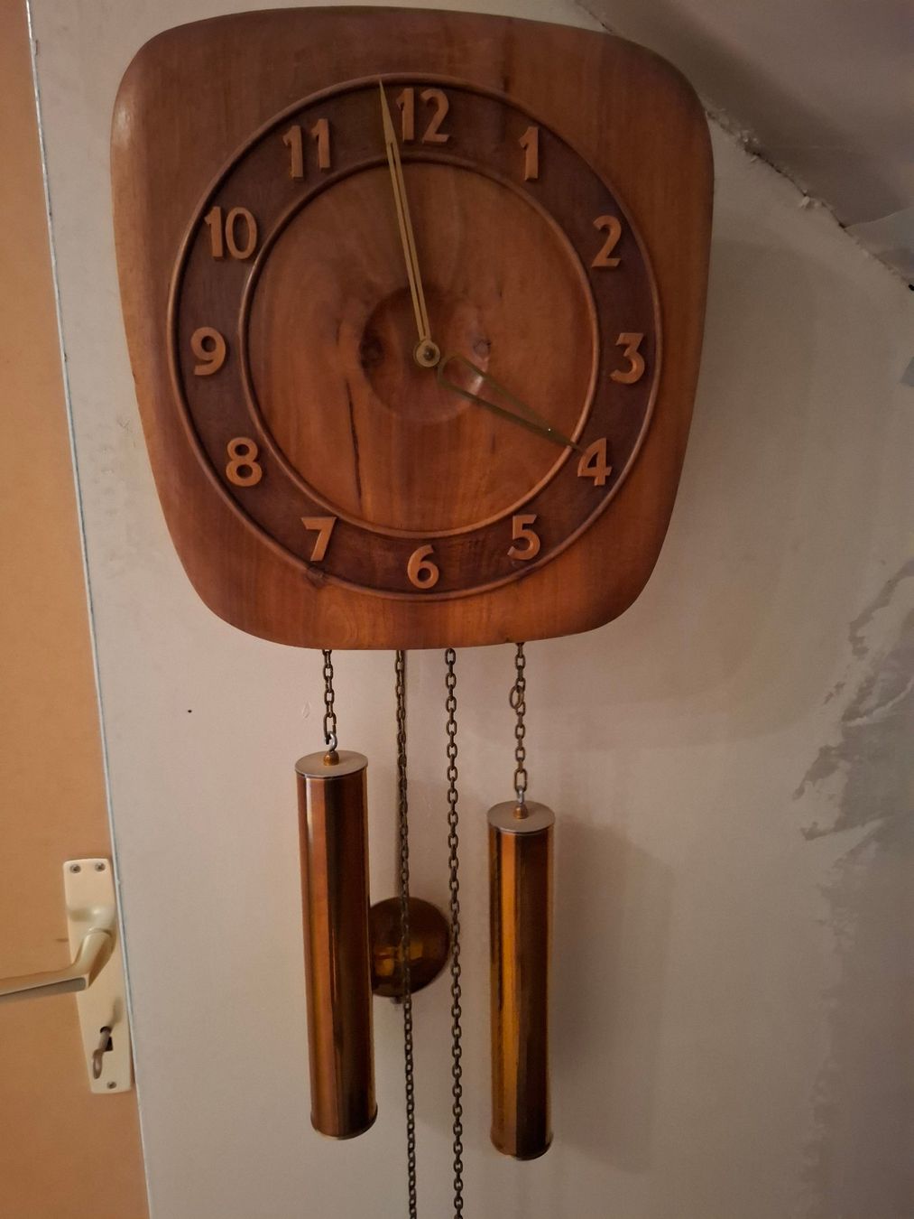 Orologi: Wanduhr Nussbaumholz – Usato da Effretikon venduto da kauli87