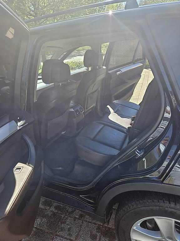 Automobili: BMW X5  xDrive30d – Usato da OBERWIL BL venduto da tahir01 3