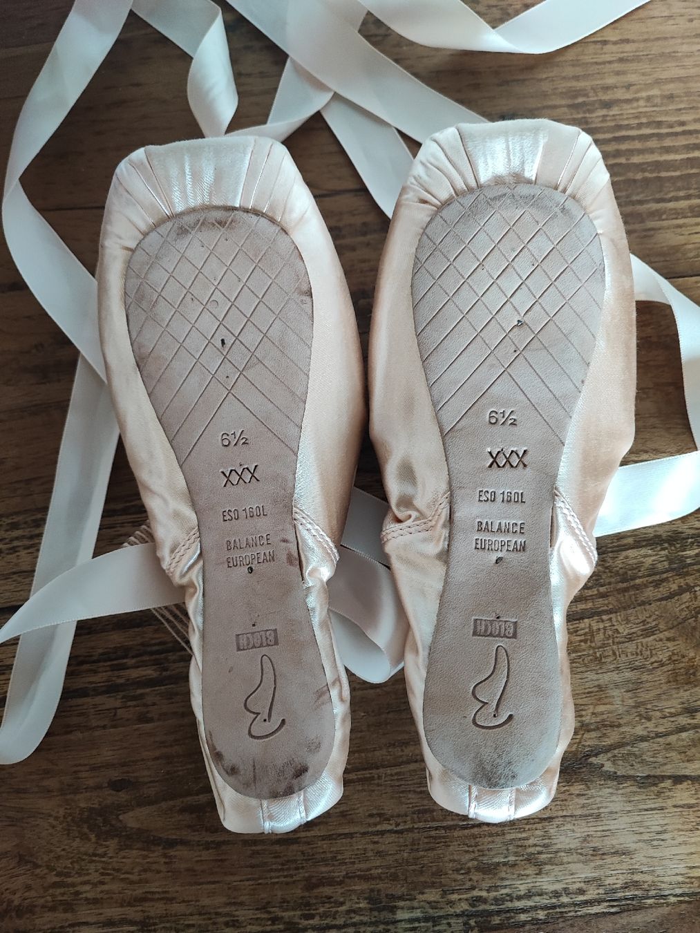 Scarpe per ragazze: schoch Spitzenschuhe Größe 6.5 – Usato da Beinwil am See venduto da stephanielarsen 2