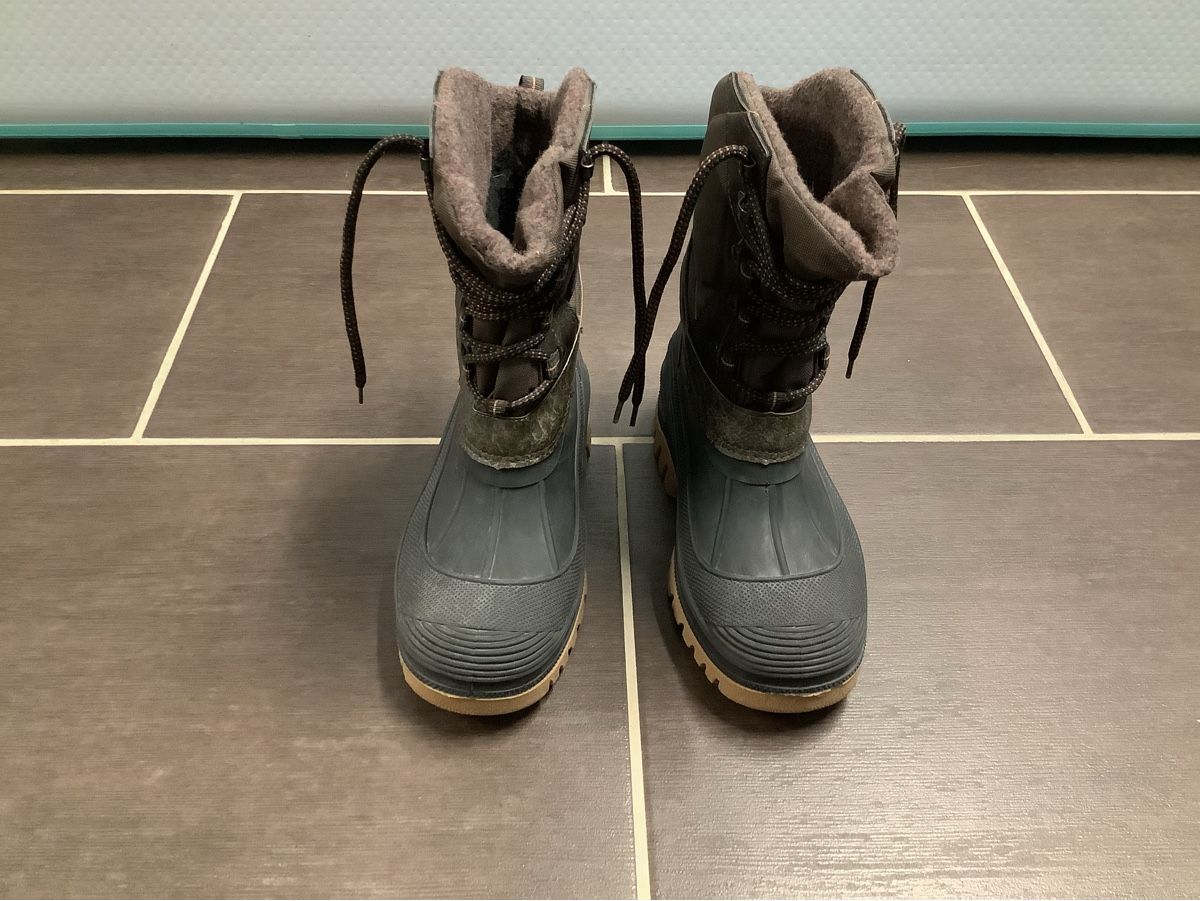 Scarpe per ragazzi: Winterstiefel Spirale Raw Terrain Gr. 38 – Usato da Brugg AG venduto da Sweety_pie 2