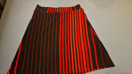 Damenrock mit angenähter Hose gr 38/40