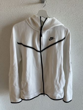 Jaquette Nike blanche