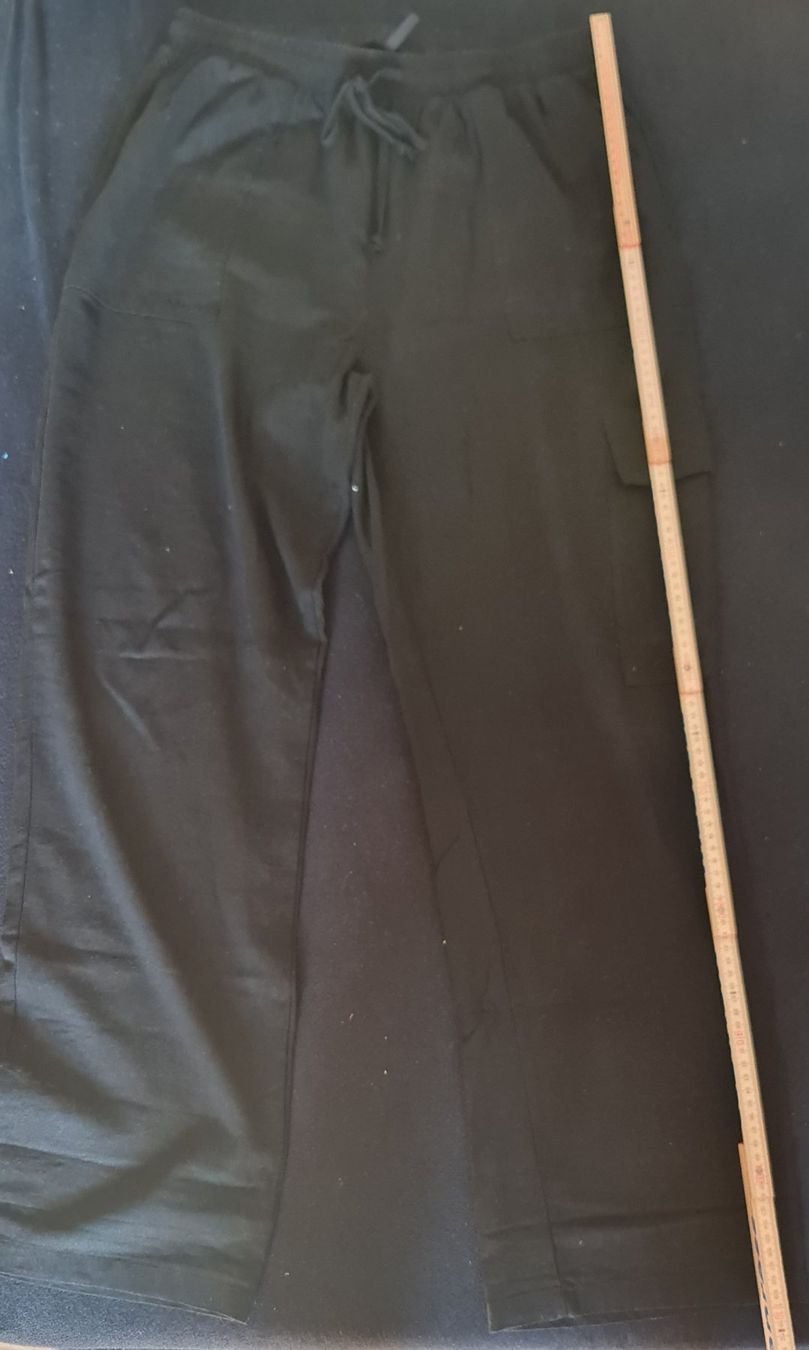 Pantaloni: Luftige Cargohose Leinenmix schwarz – Nuovo (secondo la descrizione) da Lengnau BE venduto da Spahrtakus 5