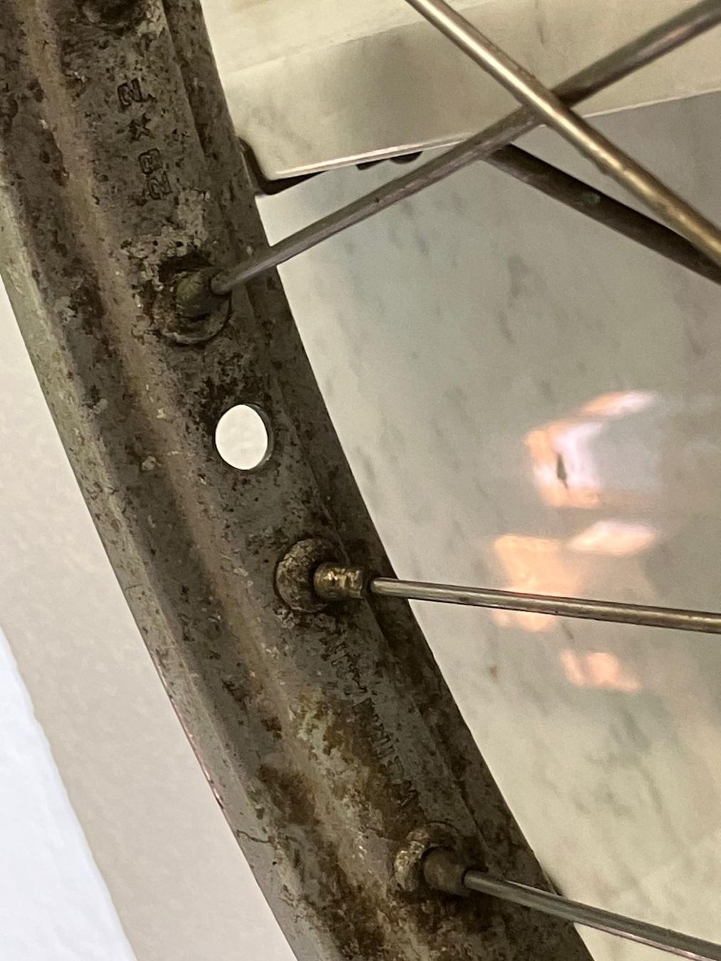 Pièces pour mobylette: Rad: Weinmann, 23 x 2 / Mofa-Töffli – D'occasion à Regensdorf par 7ws8 2
