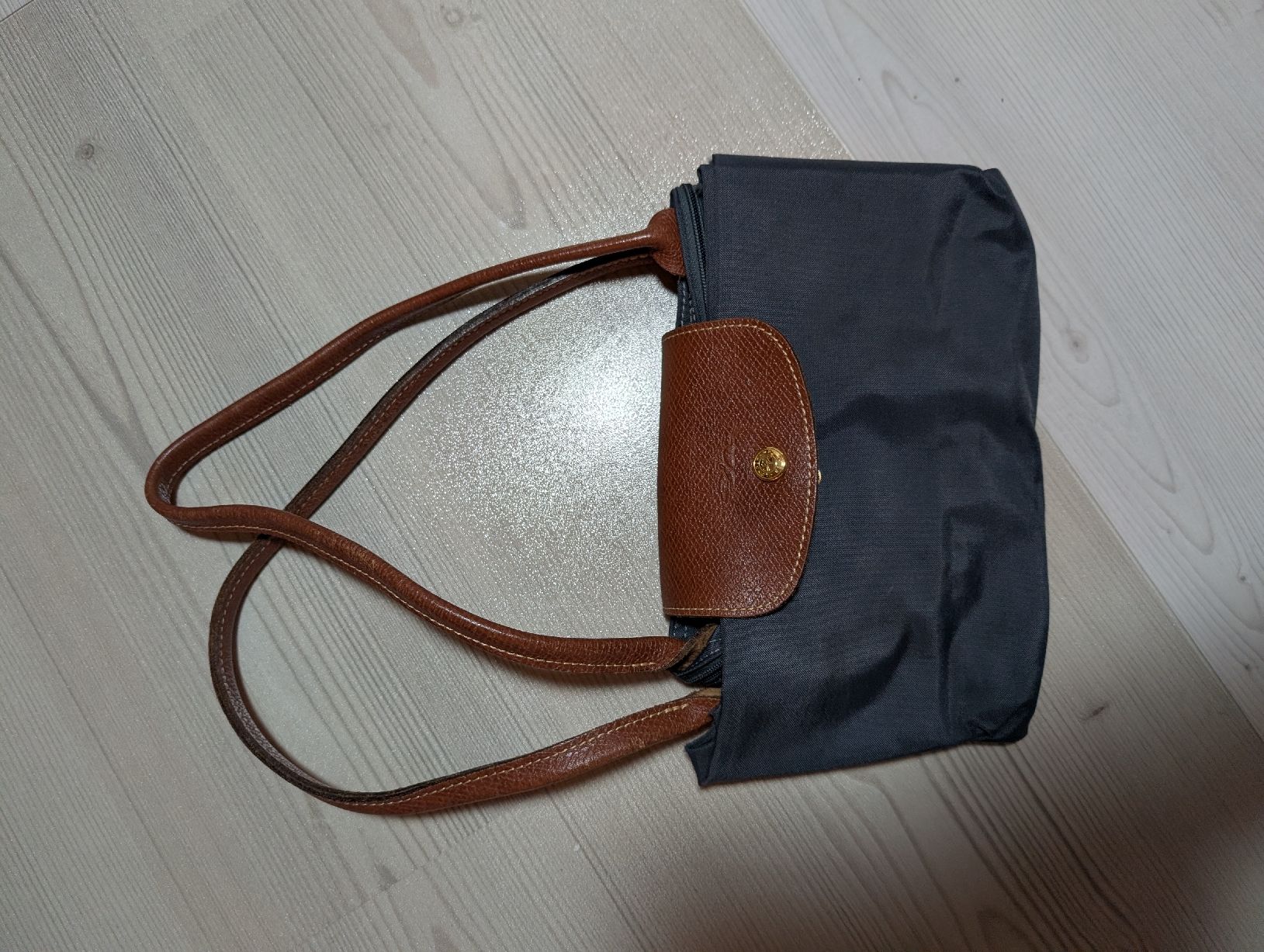 Longchamp Borse da donna: Longchamp Pliage, taille M, couleur anthracite, parfait état – Usato da Bex venduto da ophelie.duc 1