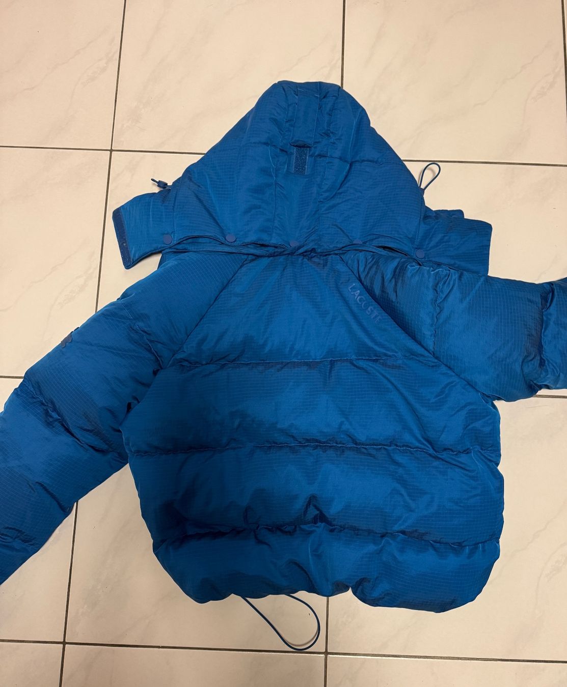 Lacoste Vestes: Lacoste Winterjacke – D'occasion à Staldenried par Schnurli1708 1