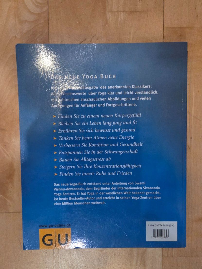 Libri: YOGA - SIVANANDA YOGA ZENTRUM – Usato da Basel venduto da Danlu 1