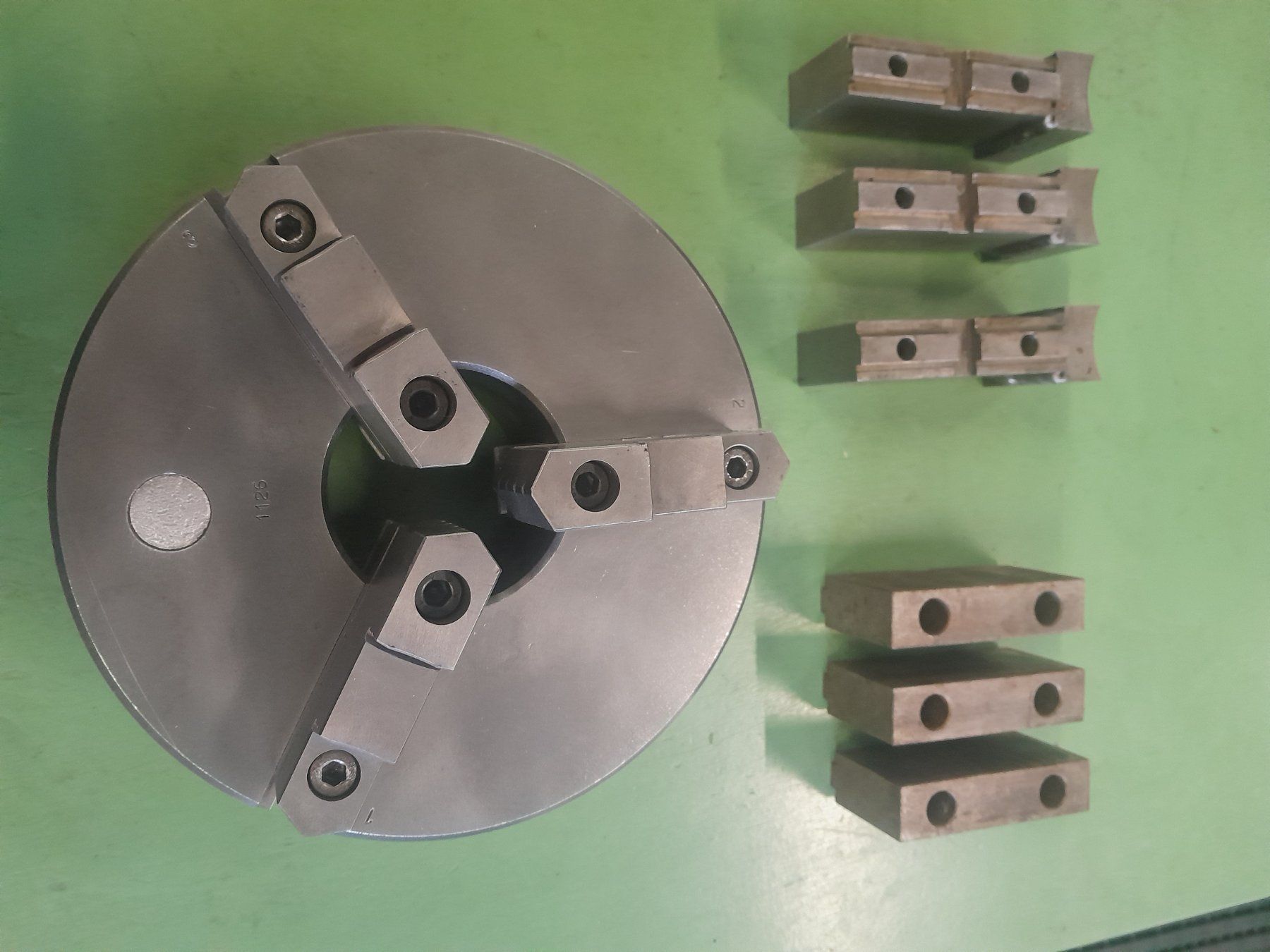 Altro per industria metallurgica: Dreibackenfutter  210mm – Usato da Stadel venduto da Nwt
