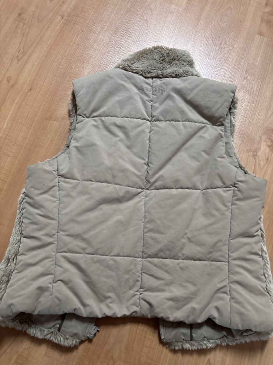 Esprit Gilets & Westen: Weste/ Gilet Esprit Gr XS – Gebraucht aus Erschmatt von Gragetsch 1