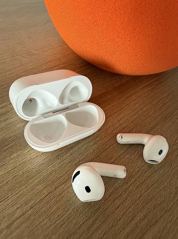 Apple Cuffie: AirPods 4 - Top Zustand – Nuovo (secondo la descrizione) da Schongau venduto da Mike1230 1