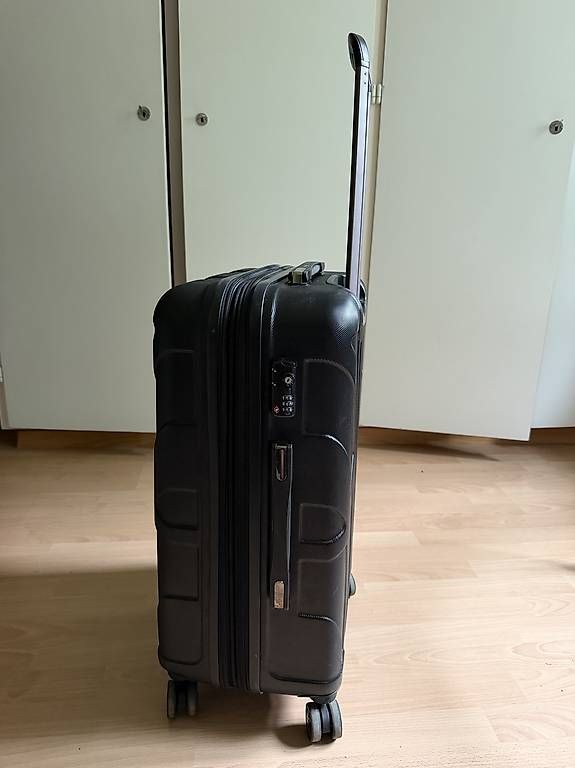 Valises de voyage: Hartschalenkoffer – D'occasion à Wilen b. Wil par Valerx 1