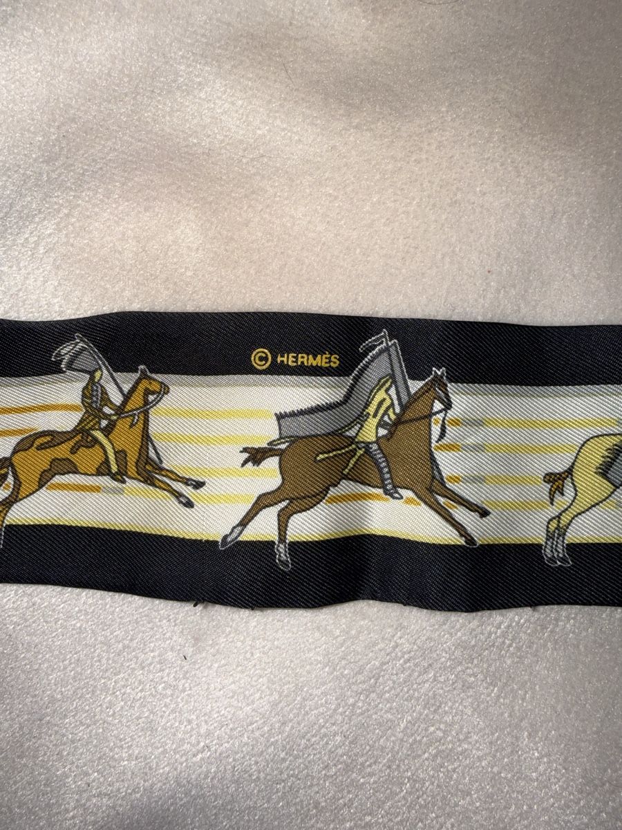 Hermès Foulards, Tücher & Schals: Foulard Twiley Hermès – Gebraucht aus Lausanne von Titivintage 4