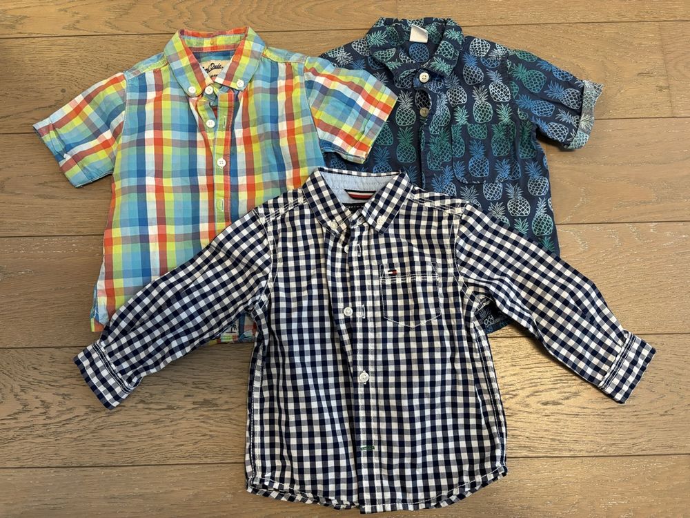 Camicie, T-shirt & Polo: 3 Hemden von Tommy Hilfiger, Gap, Next - Gr 86 & 92 – Usato da Untersiggenthal venduto da l_d_n7lt