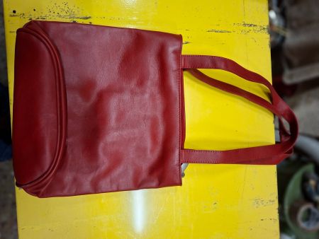 Damen Handtasche rot aus Leder gebraucht toop Zustand