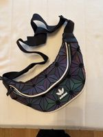 Sacoche Adidas unisexe géométrique iridescent parfait été ☀️