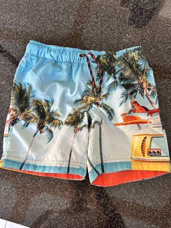 Badehosen Quiksilver & WE Grösse 122/128