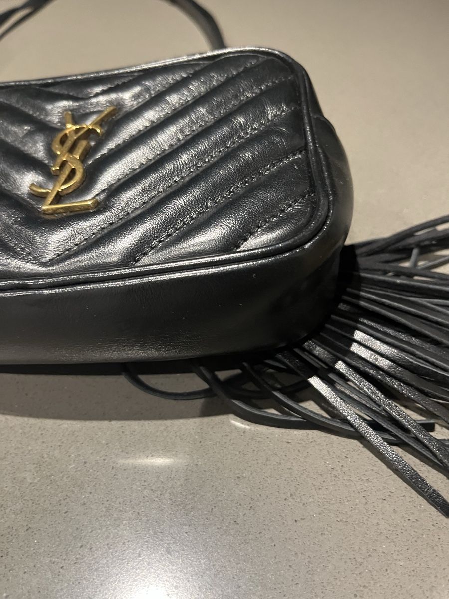 Saint Laurent Borse da donna: Yves Saint Laurent Gürteltasche – Nuovo (secondo la descrizione) da Ebikon venduto da loy_wjg6 2