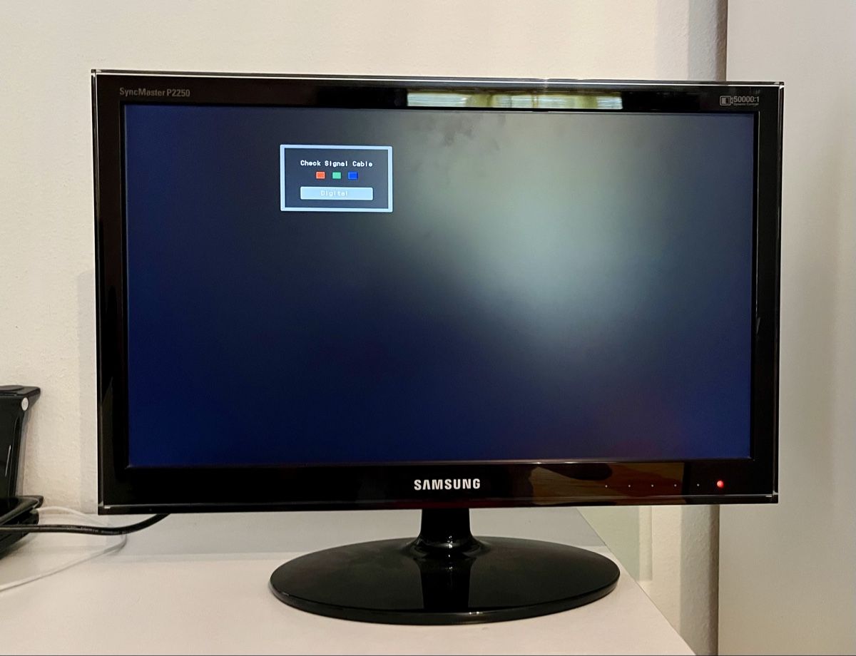 Samsung Monitor: Monitor Bildschirm PC/Computer Samsung – Usato da Ebnat-Kappel venduto da Privat1935