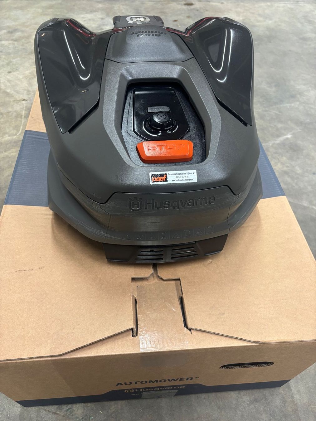 Husqvarna Rasenmäher: Husqvarna Automower 405XE NERA – Gebraucht aus Eglisau von Landmaschinenstation 1