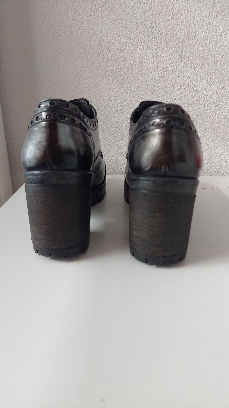 Scarpe da donna: Absatz Schuhe Oxford Style – Usato da Luzern venduto da Sissouuu 4