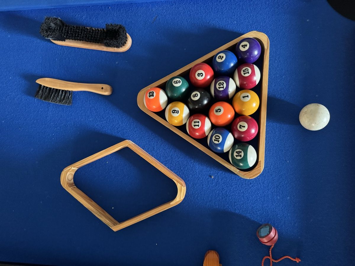 Billiardtische: Billardtisch – Gebraucht aus Bern von ava_l8tk 2