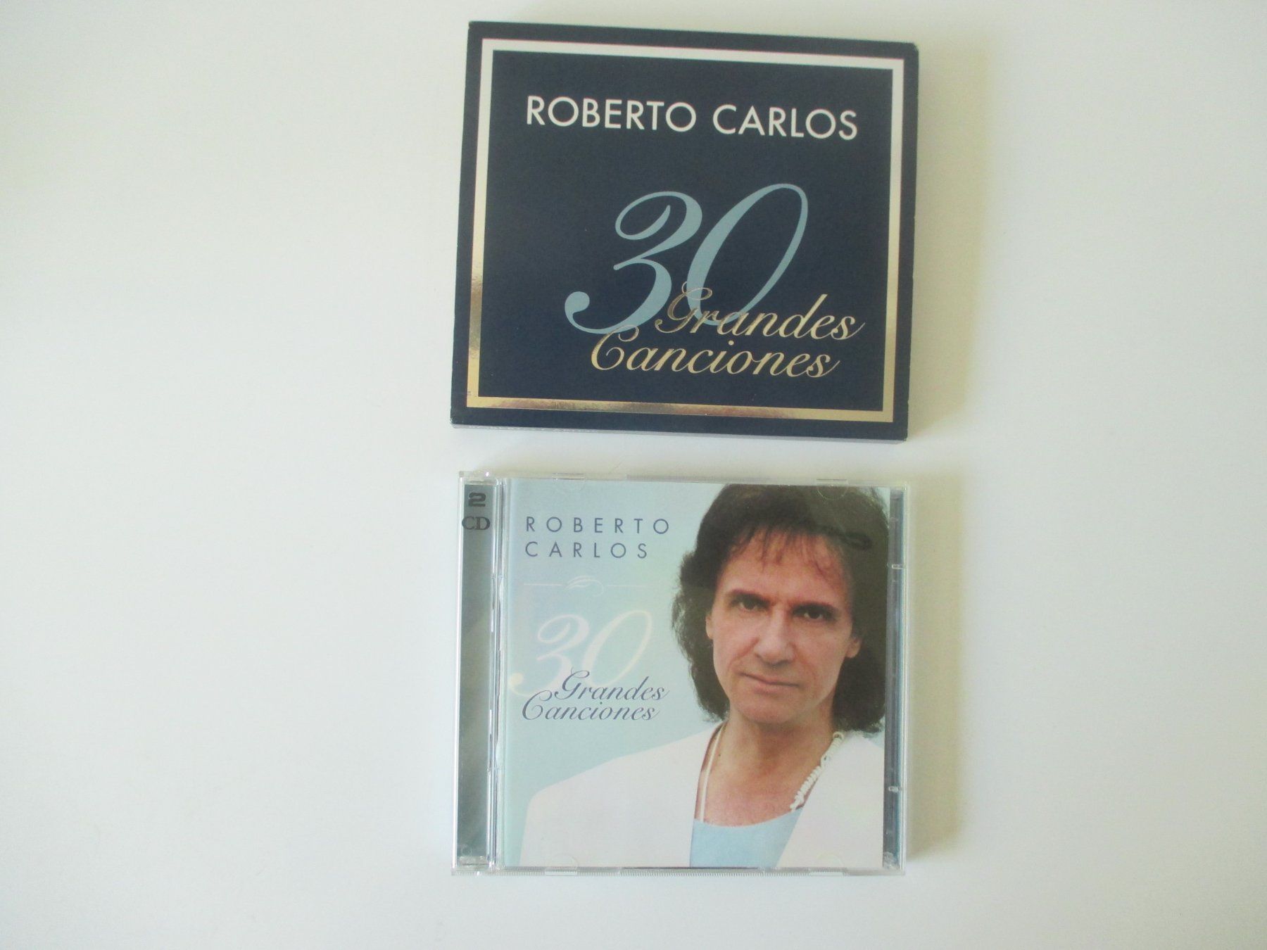 CD: ROBERTO CARLOS  "30 Grandes Canciones"   2 CDs – Usato da Zürich venduto da Daniel517