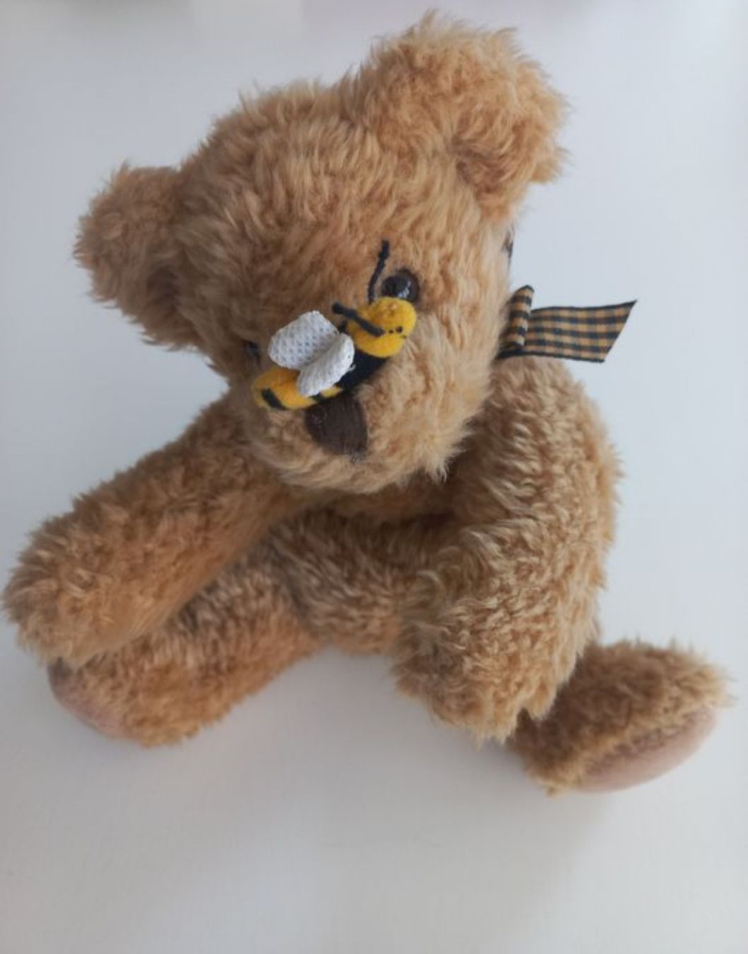 Giocattoli: AB 1CHF - Vintage Russ Teddybär "Buzz" mit Honigbiene – Usato da Wangen b. Olten venduto da SecondStory4u 2