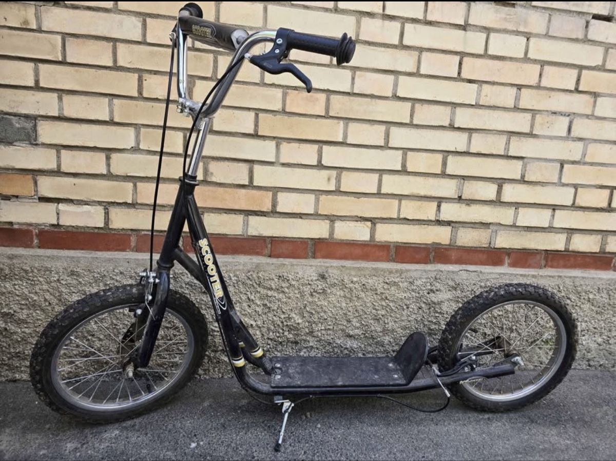 Scooter: Scooter mit Grossen Raedern und Klingel – Usato da Heiden venduto da Rotti44 1