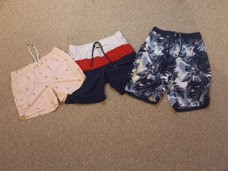 3 Maillots de bain Taille M homme