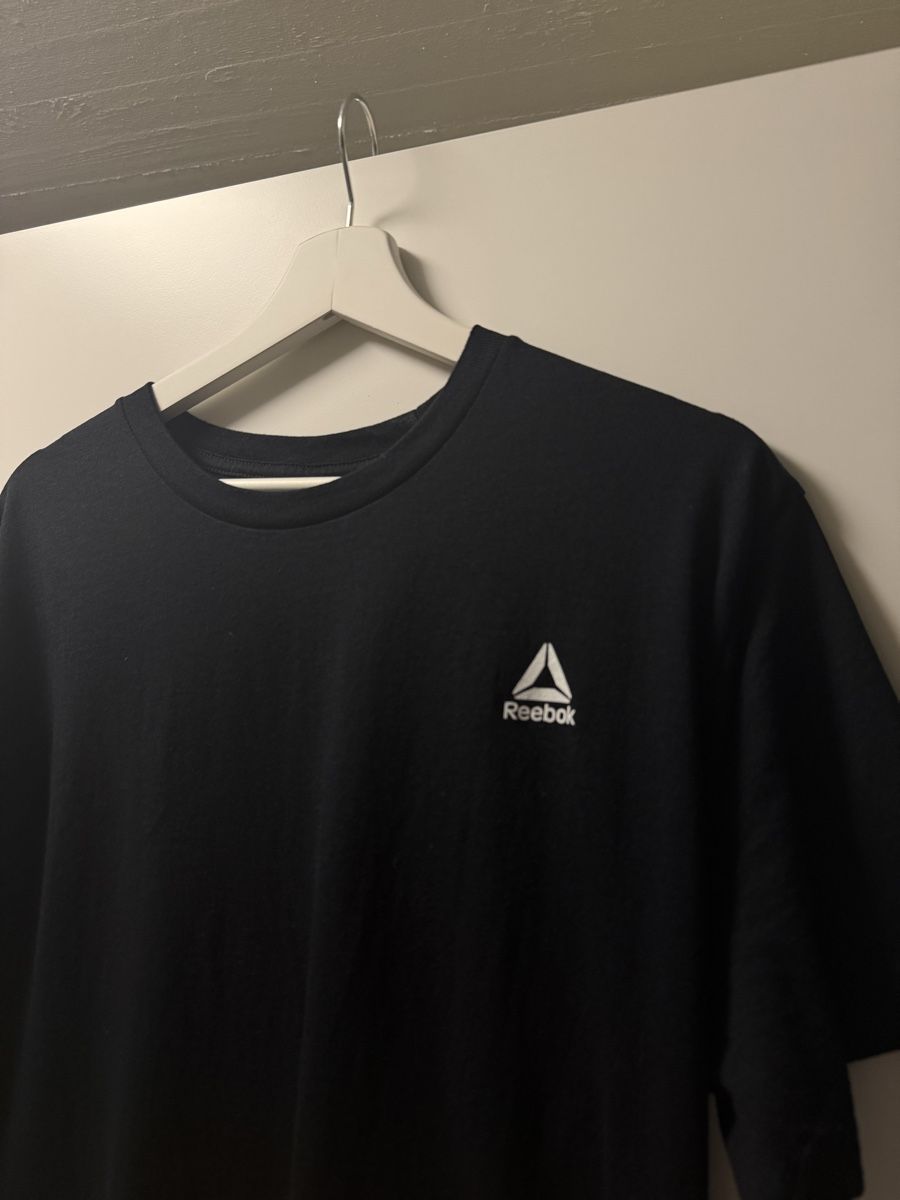 Reebok T-Shirts: Reebok T-Shirt Neu // Gr. L – Neu (gemäss Beschreibung) aus Wängi von can_kgq6 1