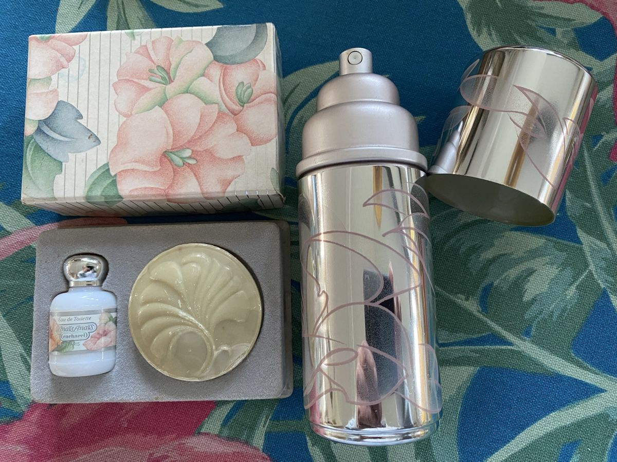 Cacharel Parfum & Eau de Toilette: Duo Anaïs Anaïs de Cacharel – Neu und originalverpackt aus Bouveret von wes_7zll