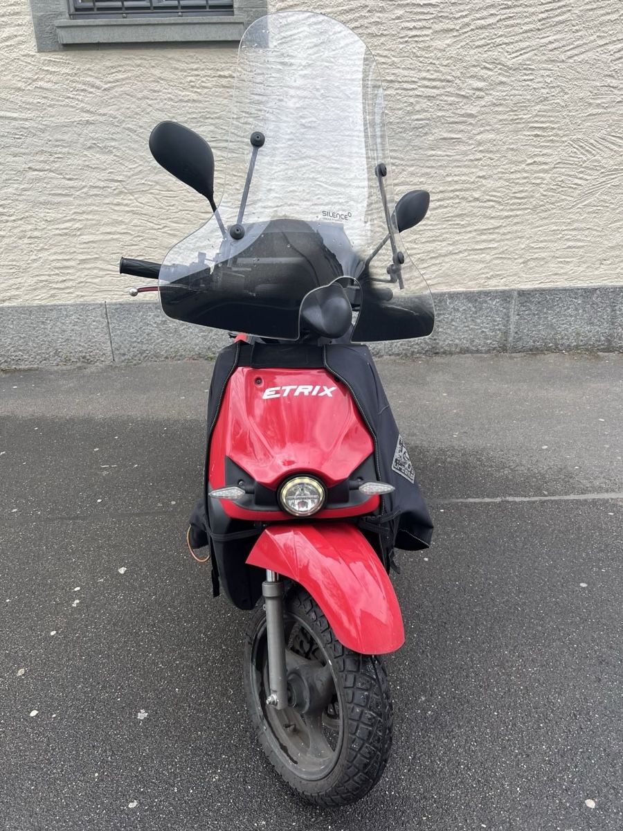 Scooter: Etrix Silence S02 Elektromotorroller 3.8 kW – Usato da Zürich venduto da Insan 1
