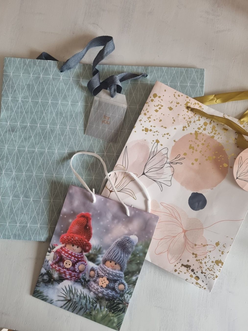 Taschen: Geschenktüten 3 Stk – Gebraucht aus Toffen von fan_tv5s 1