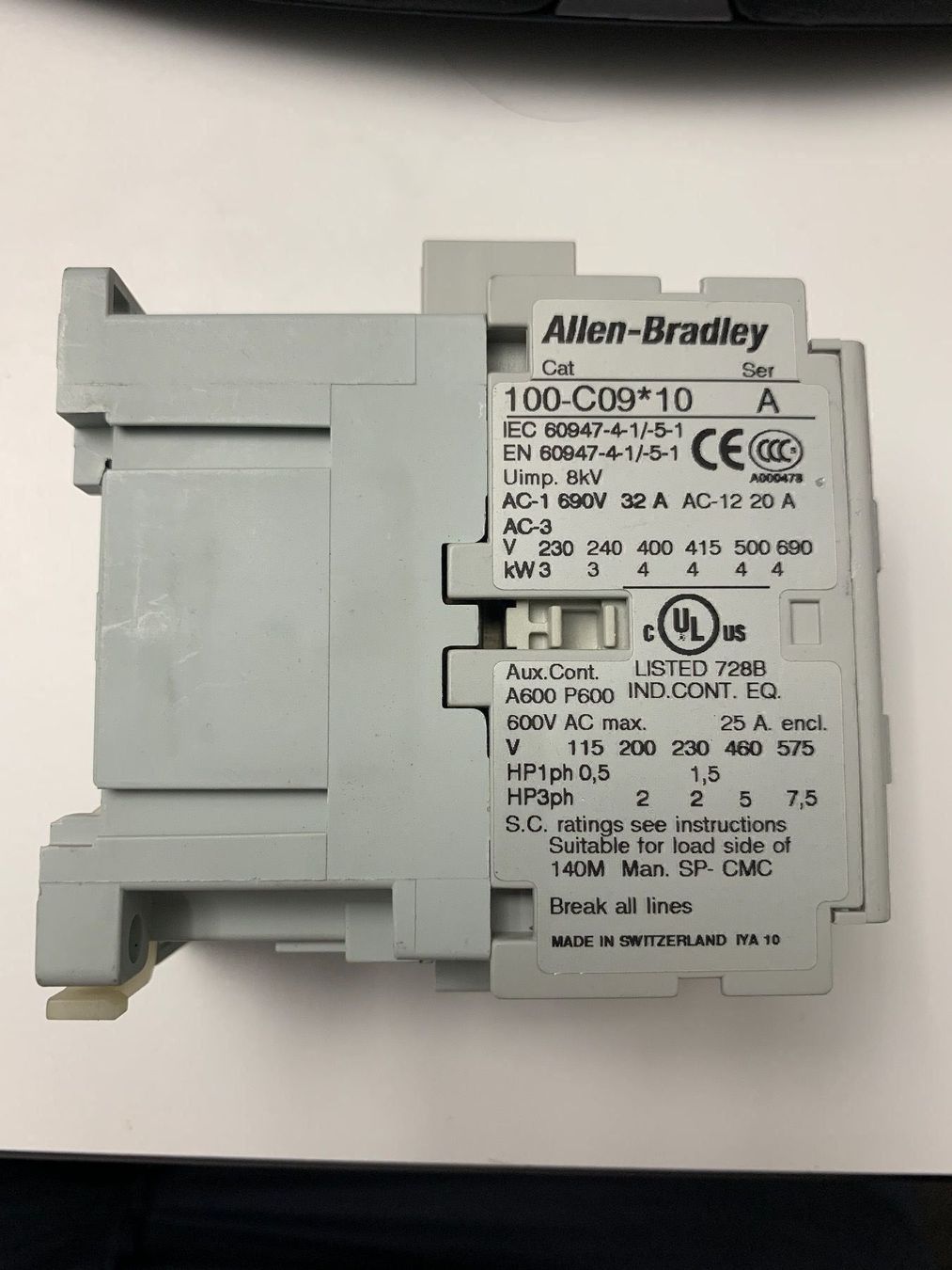 Alimentazione elettrica: Allen-Bradley Leistungsschütz 32A – Usato da Ehrendingen venduto da Sansav