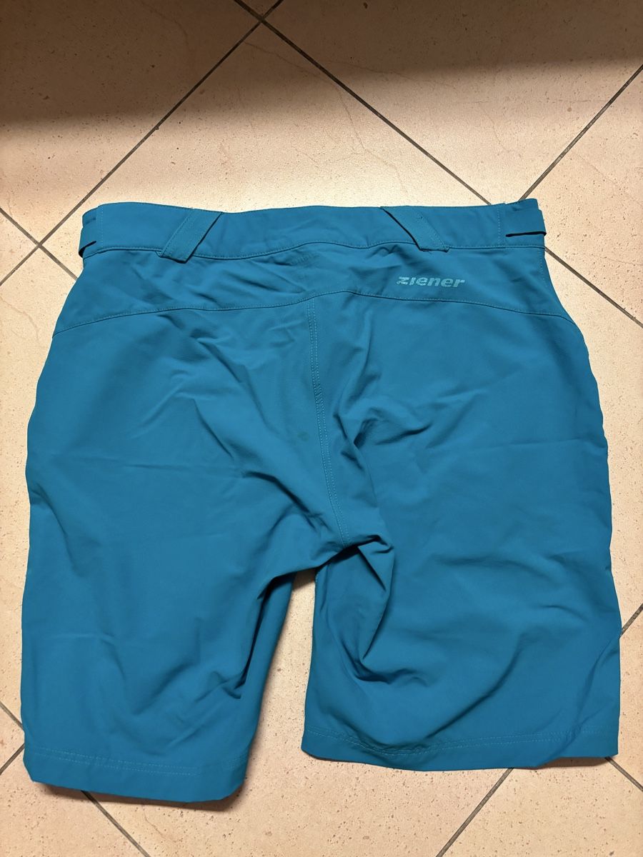 Ziener Pantaloni: Ziener taille 38 short  – Usato da Blonay venduto da Ollorvi 1