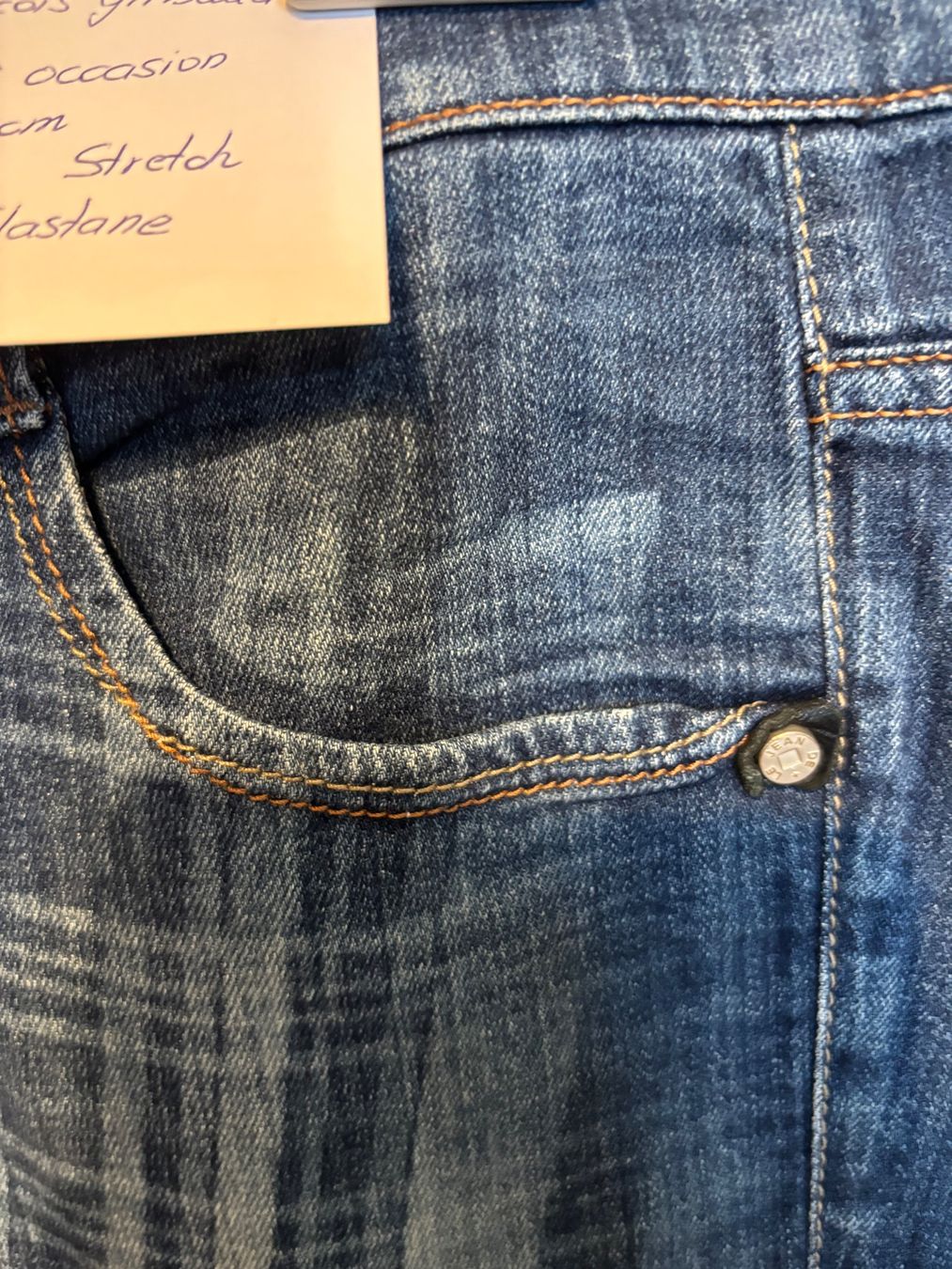 Girbaud Jeans: Bermuda jeans Marithe et Francois Girbaud – Usato da Murten venduto da Louis1954 2