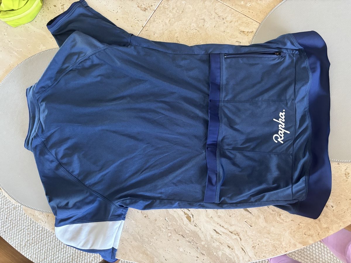 Rapha Canottiere & Pantaloni: Rapha Velotrikot – Usato da Bern venduto da annemana 1