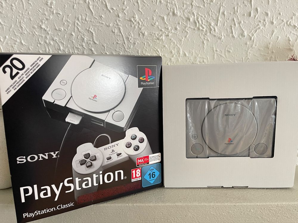 Sony PlayStation Classic Mini 2018 – Console Neuve – 20 Jeux Intégrés