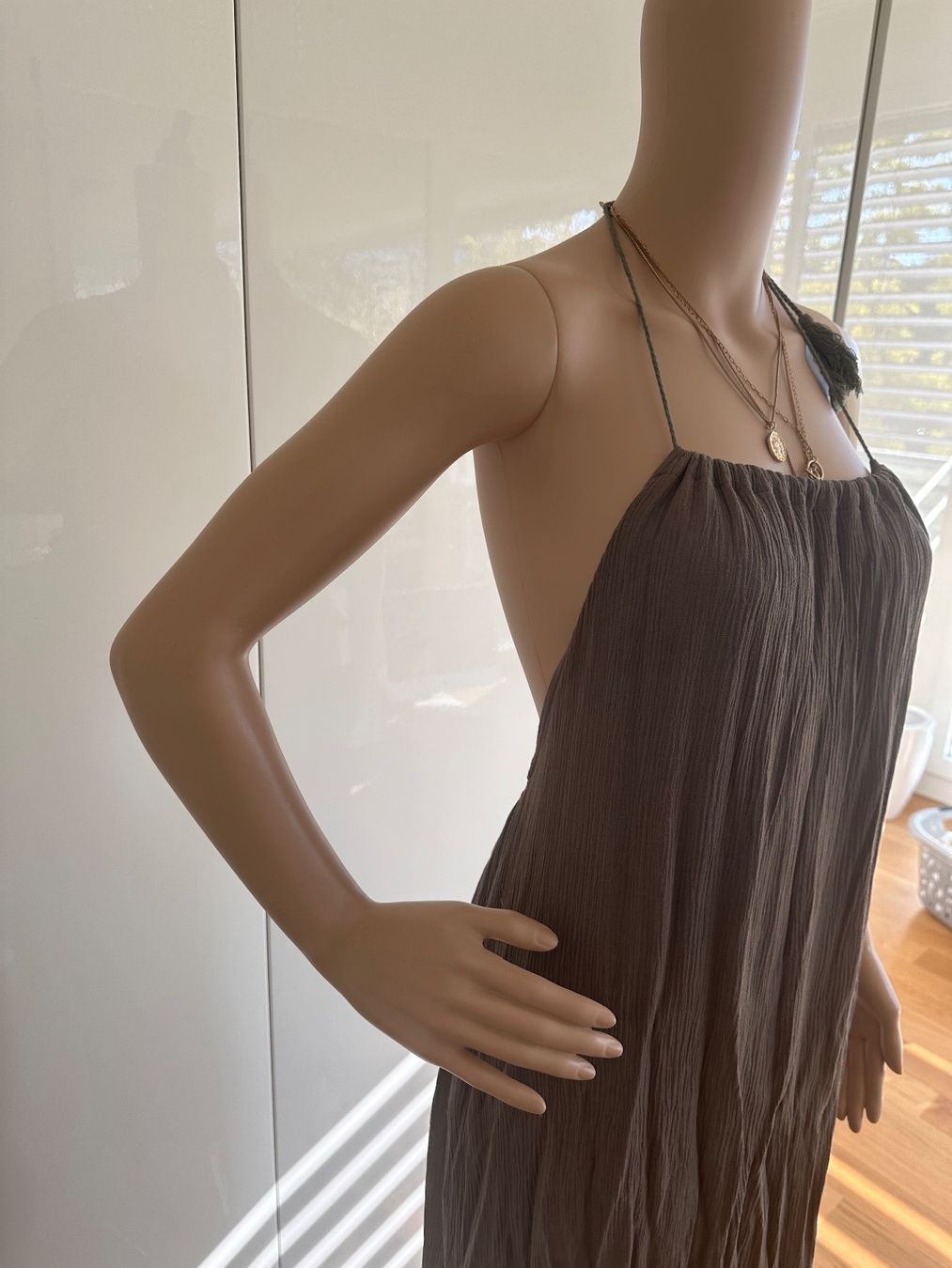 Vestiti: Rückenfreies Kleid – Usato da Thalwil venduto da GerSutter 1