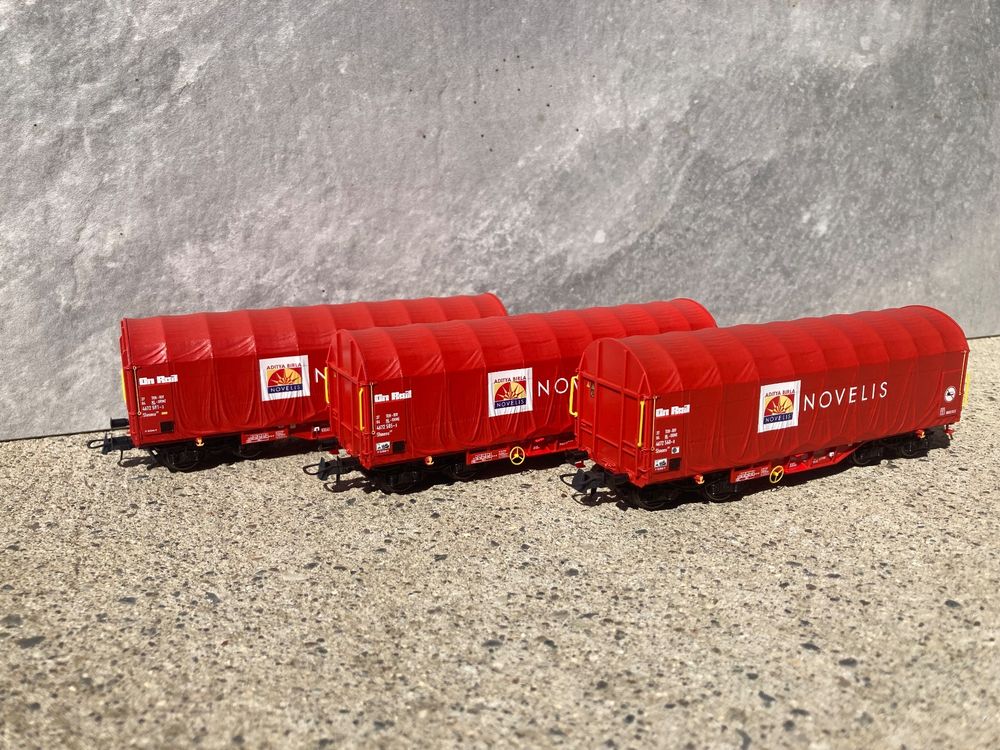 Roco 76095 3-tlg. Set: Schiebeplanenwagen, Novelis | Acheter sur Ricardo