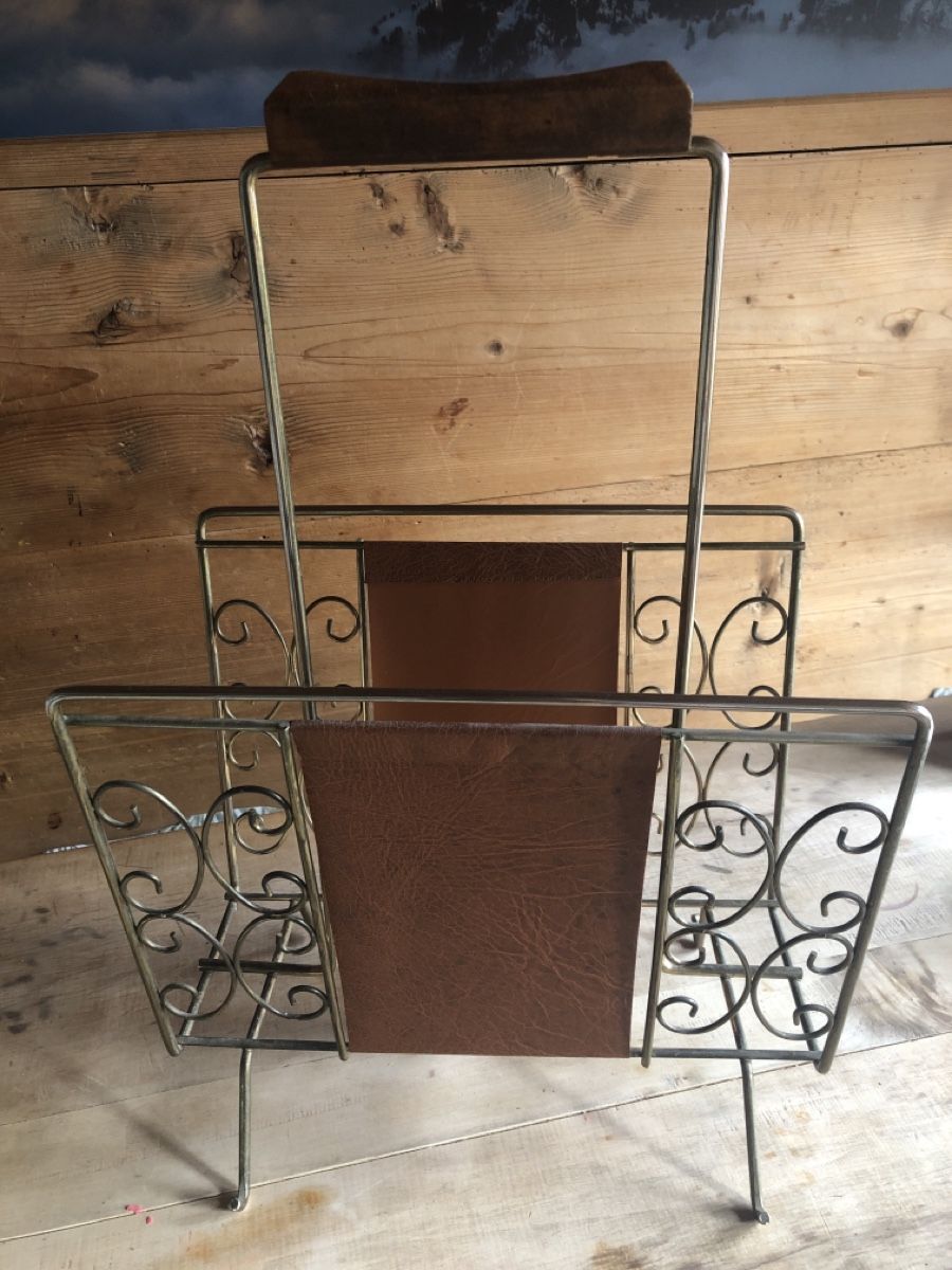 Altro per la casa: Zeitungsständer Retro – Usato da Matten(St.Stephan) venduto da ren_r8tw 3