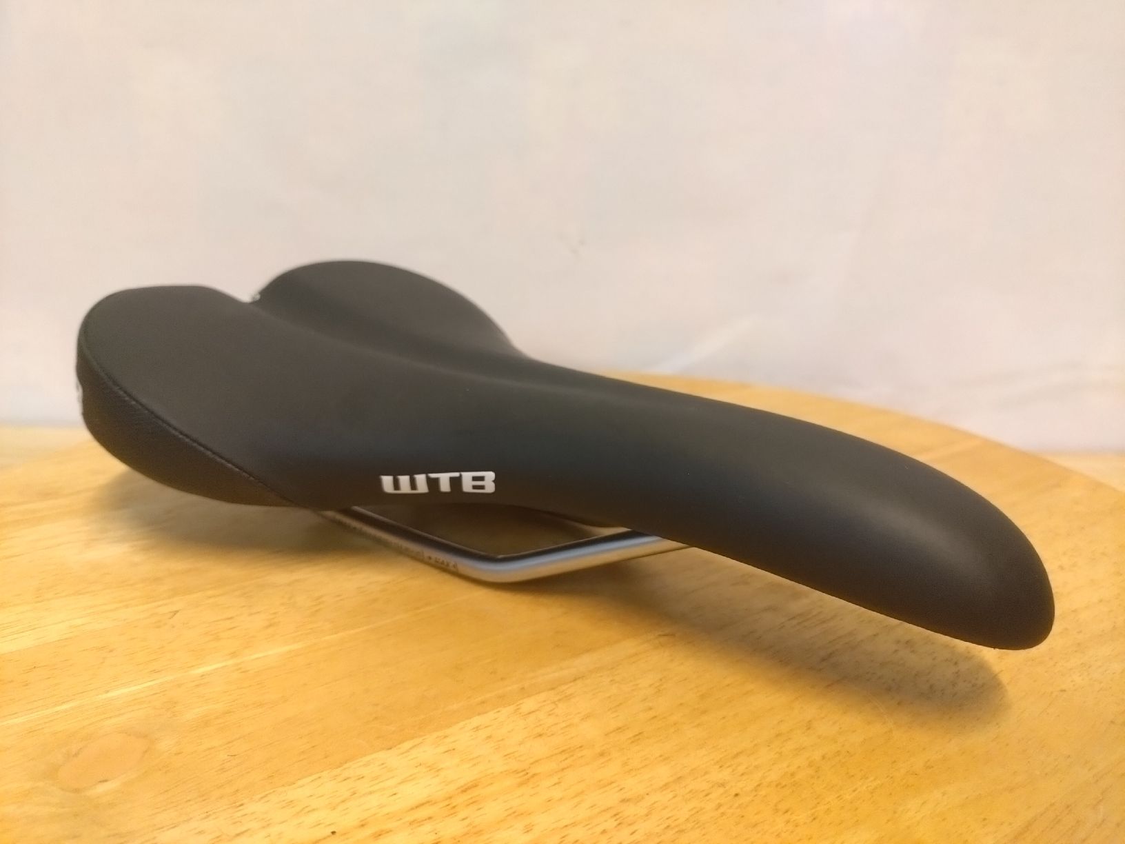 WTB Pezzi di ricambio: Selle VTT WTB noire  27 cm TBE+ – Nuovo (secondo la descrizione) da Farvagny-le-Grand venduto da LaCaverne 4